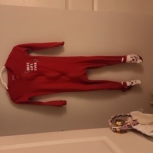 2T Christmas PJs Zippered Footed Santa PJs "Best Gift Ever"